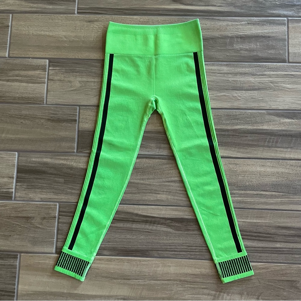 MZ x FABLETICS Green Leggings Sz SMALL